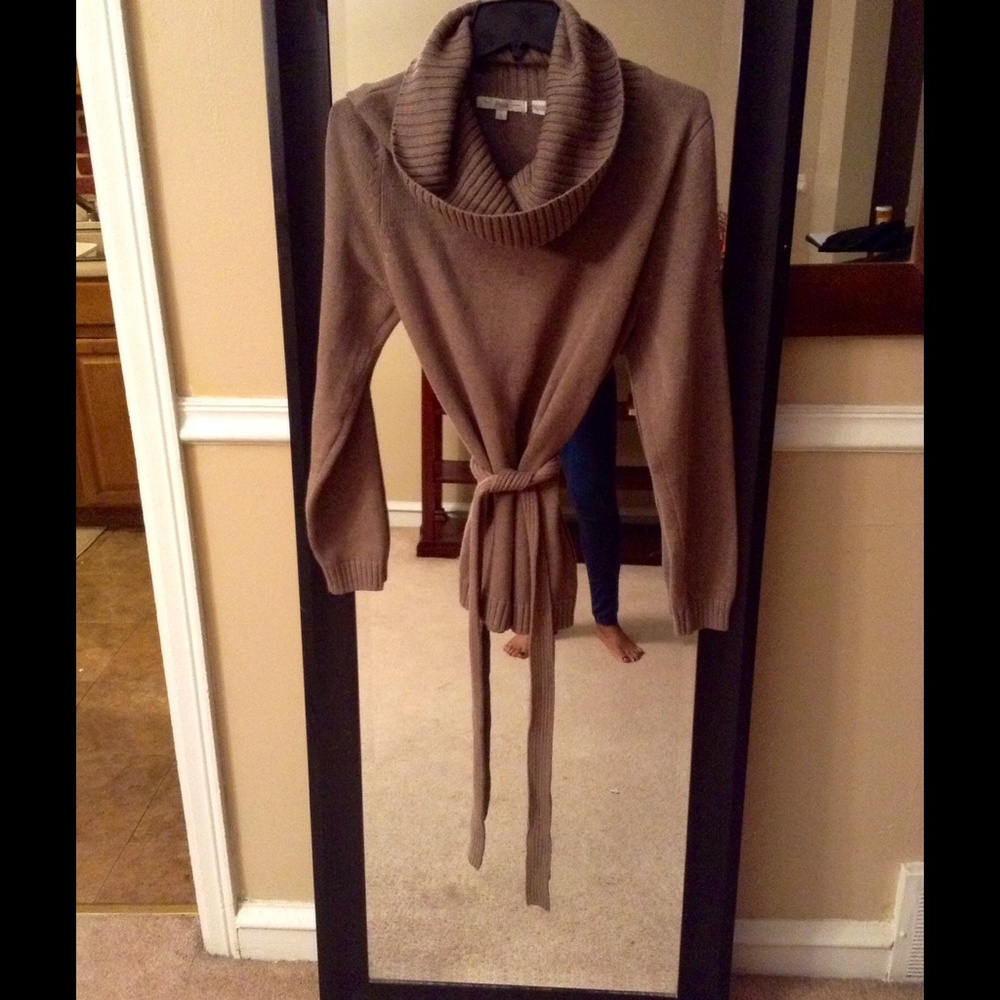 Sweater cowl neck